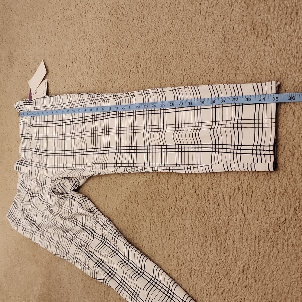 Utopia by Hue Legging High Tise Skimmer Window Pane Plaid size Large - Picture 10 of 11
